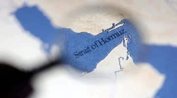 ناقلتا غاز ترفعان العلم الهندي تتأهبان للعبور المرتقب عبر مضيق هرمز